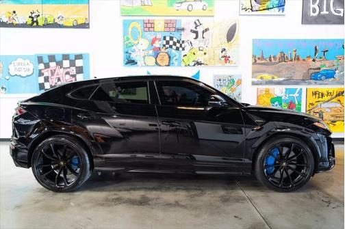 2019 Lamborghini Urus