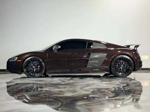 2017 Audi R8 5.2 V10 plus