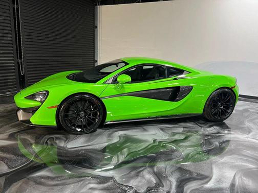 2016 McLaren 570S Coupe 2D