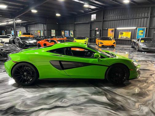 2016 McLaren 570S Coupe 2D