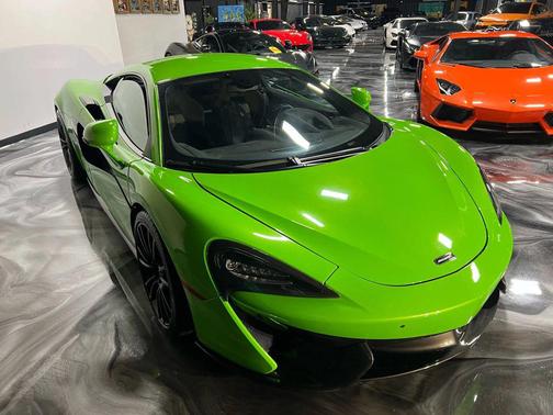 2016 McLaren 570S Coupe 2D