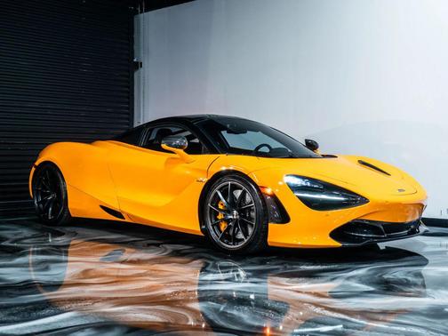 2018 McLaren 720S Base