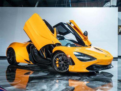 2018 McLaren 720S Base