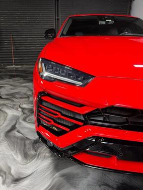 2019 Lamborghini Urus Sport Utility 4D
