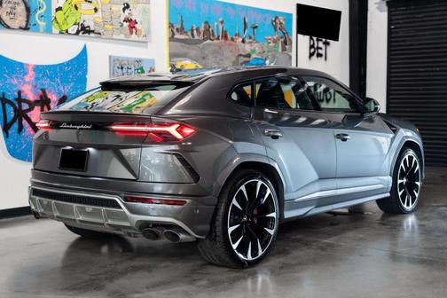 2019 Lamborghini Urus Sport Utility 4D