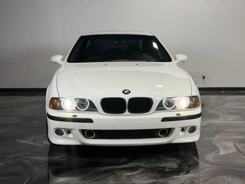 2003 BMW M5 Base