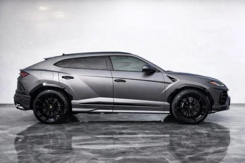 2019 Lamborghini Urus Sport Utility 4D