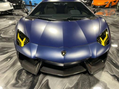 2013 Lamborghini Aventador LP700-4