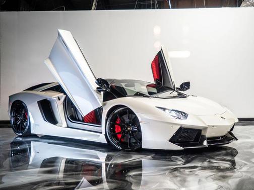 2015 Lamborghini Aventador LP700-4
