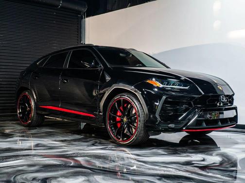 2020 Lamborghini Urus Sport Utility 4D