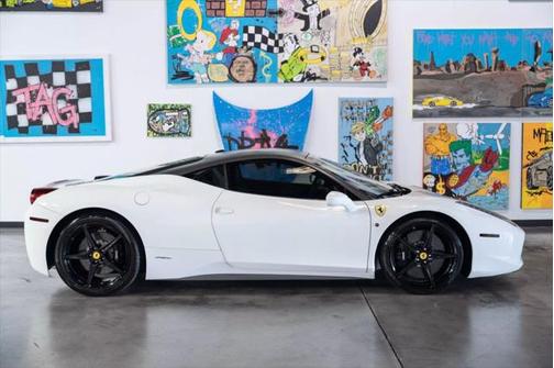 2010 Ferrari 458 Italia Base