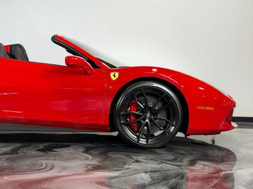 2019 Ferrari 488 Spider Base