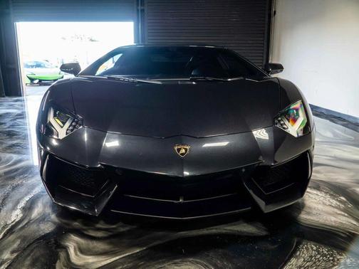 2015 Lamborghini Aventador LP700-4