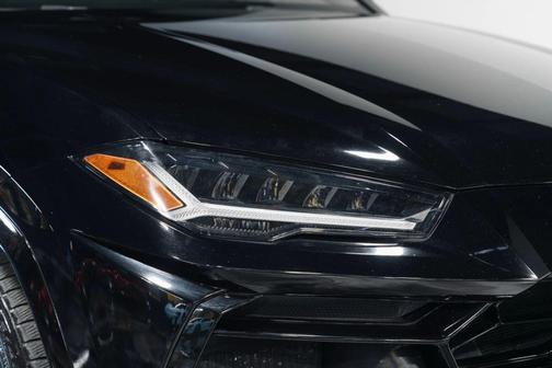 2019 Lamborghini Urus Sport Utility 4D