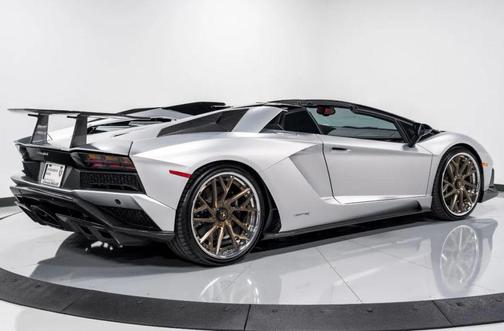 2018 Lamborghini Aventador S S Roadster 2D