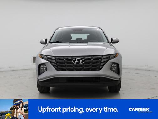 Silver 2023 Hyundai TUCSON SE