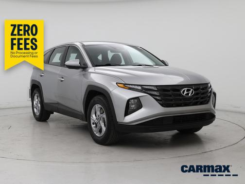 Silver 2023 Hyundai TUCSON SE