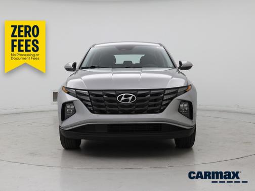 Silver 2023 Hyundai TUCSON SE