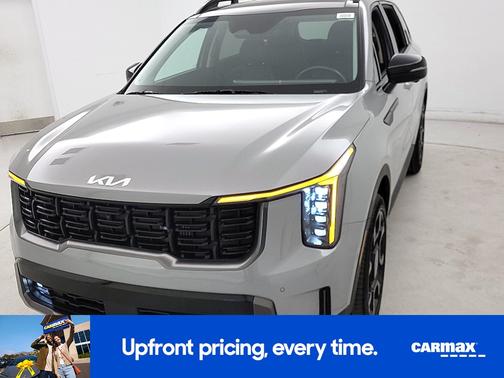 White 2024 Kia Sorento X-Line SX