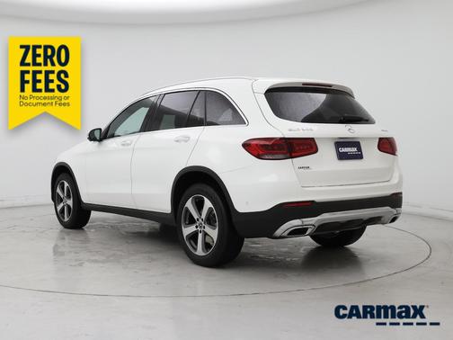 White 2022 Mercedes-Benz GLC 300