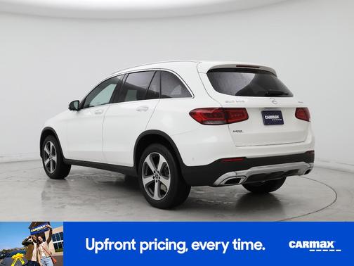 White 2022 Mercedes-Benz GLC 300
