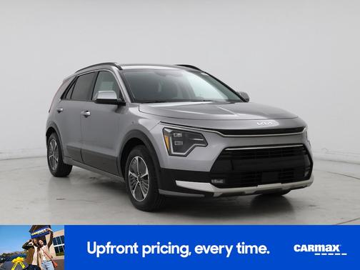 Gray 2023 Kia Niro SX Touring