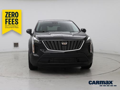 Black 2022 Cadillac XT4 Luxury