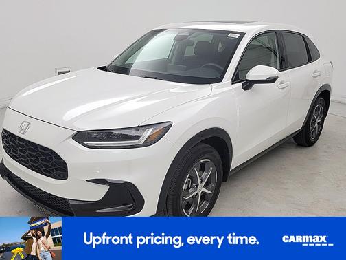 White 2024 Honda HR-V EX-L