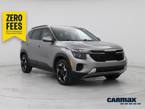 Silver 2024 Kia Seltos EX