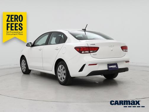 White 2022 Kia Rio LX