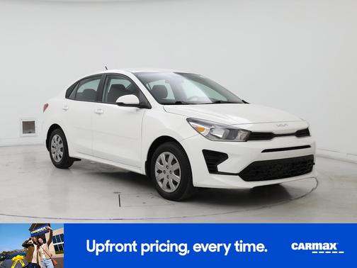 White 2022 Kia Rio LX