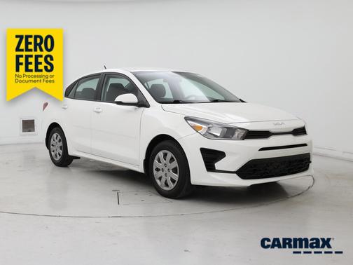 White 2022 Kia Rio LX