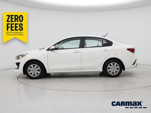 White 2022 Kia Rio LX