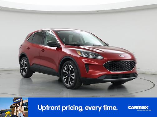 Red 2022 Ford Escape SE