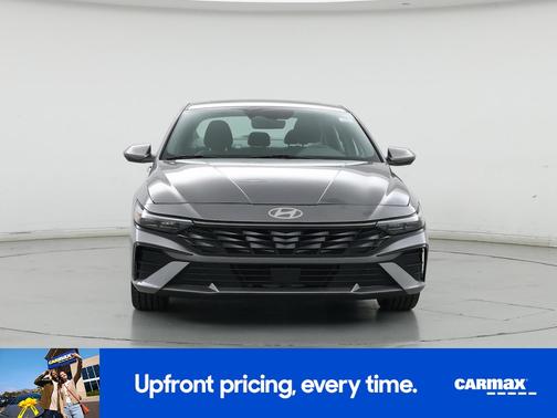 Silver 2025 Hyundai ELANTRA SEL Convenience