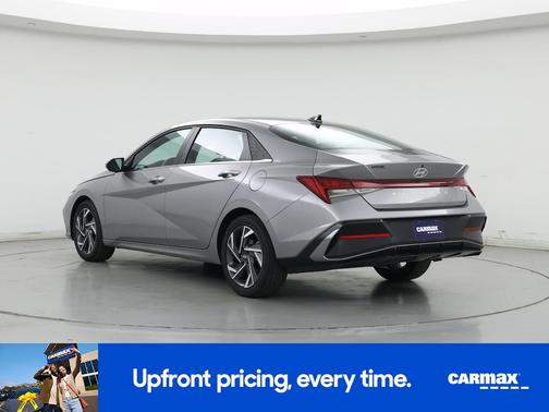 Silver 2025 Hyundai ELANTRA SEL Convenience