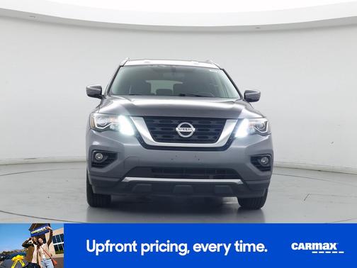 2017 Nissan Pathfinder SV