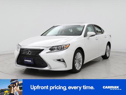 White 2016 Lexus ES 350