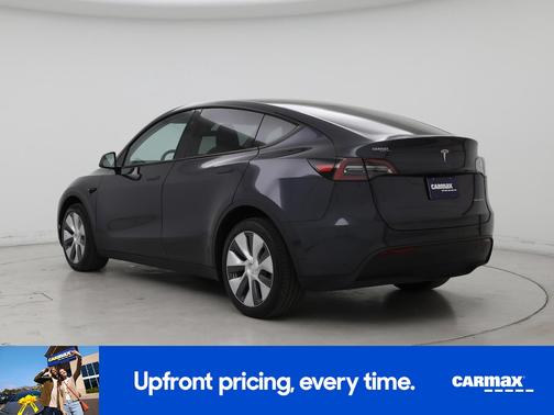 Gray 2024 Tesla Model Y Long Range