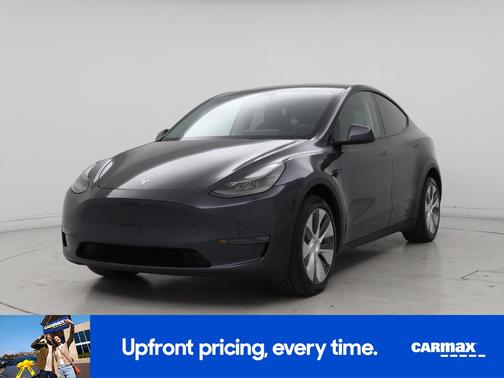 Gray 2024 Tesla Model Y Long Range
