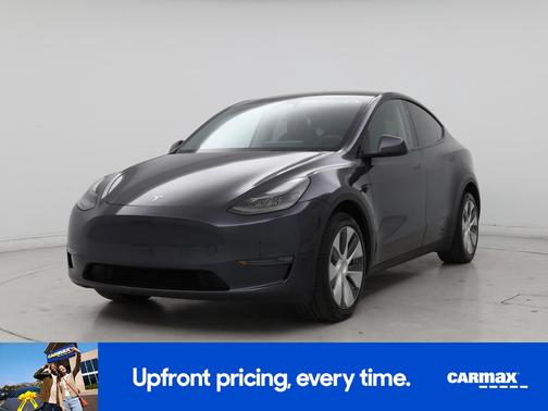Gray 2024 Tesla Model Y Long Range
