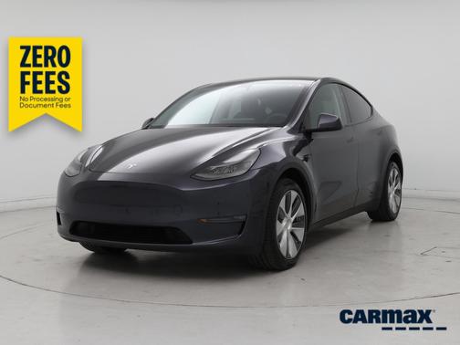 Gray 2024 Tesla Model Y Long Range