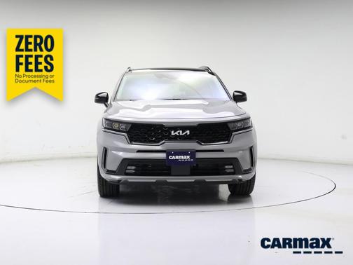 Gray 2023 Kia Sorento SX