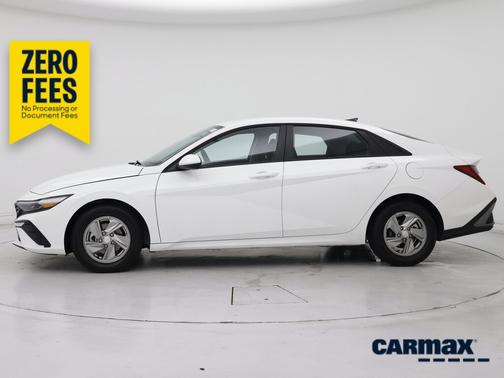 White 2026 Hyundai ELANTRA SE