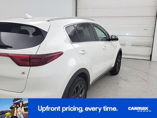 White 2020 Kia Sportage S