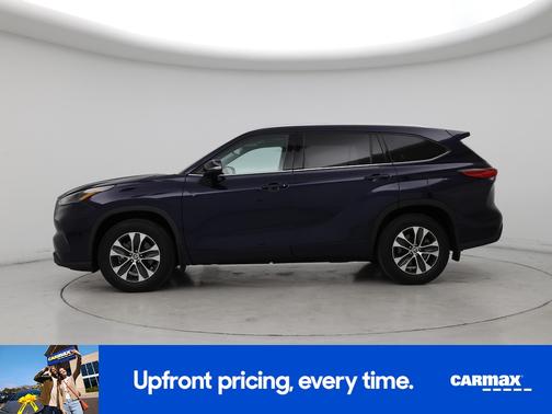 Blue 2022 Toyota Highlander XLE