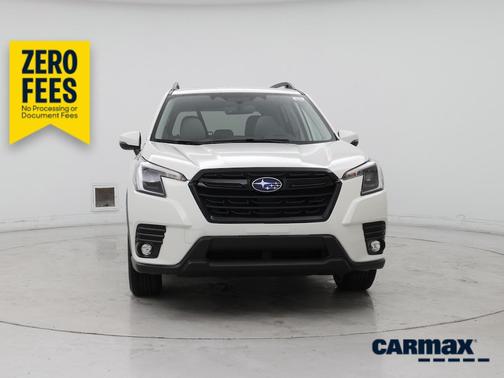 White 2024 Subaru Forester Limited