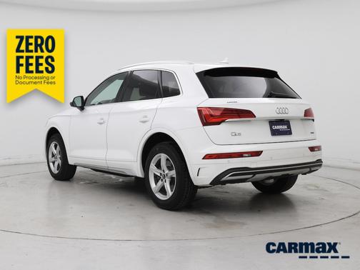 White 2021 Audi Q5 Premium