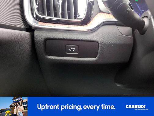 2025 Volvo V60 Cross Country B5 Plus