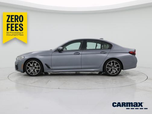 Gray 2022 BMW 540 XI
